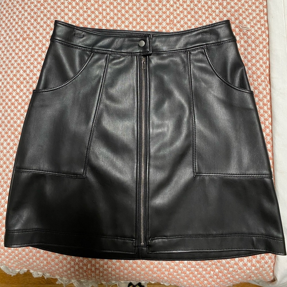 Hollister Social Tourist leather mini skirt NWT